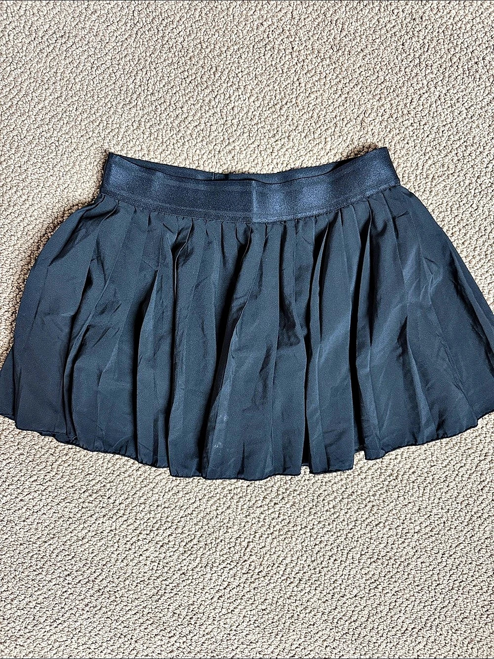 Pleated Mini Skort in Black Size Medium